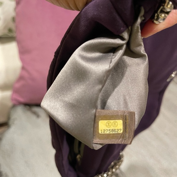 Chanel Purple Quilted Shoulder Bag with Chain Strap - Picture 4 of 6